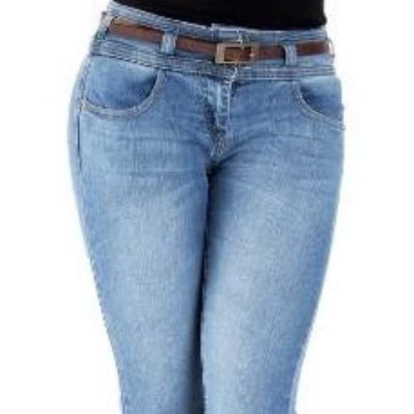 C' EST TOI Denim - Capri Jeans Size 1